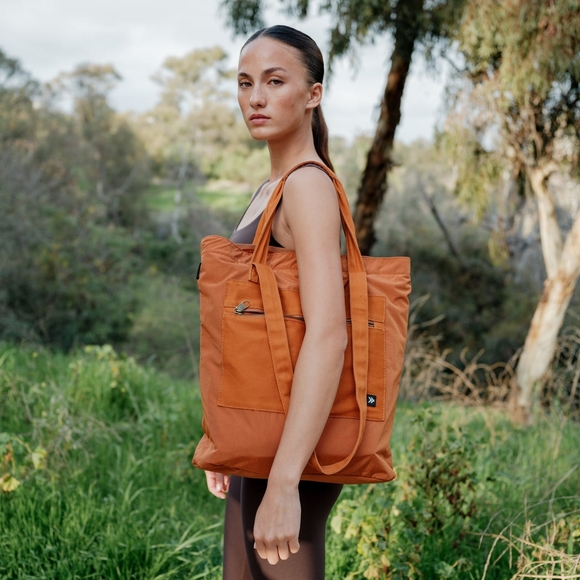 Thread Wallets Handbags - NWT Thread Wallets Utility Tote/Laptop Bag | Honey Orange | Water-Resistant